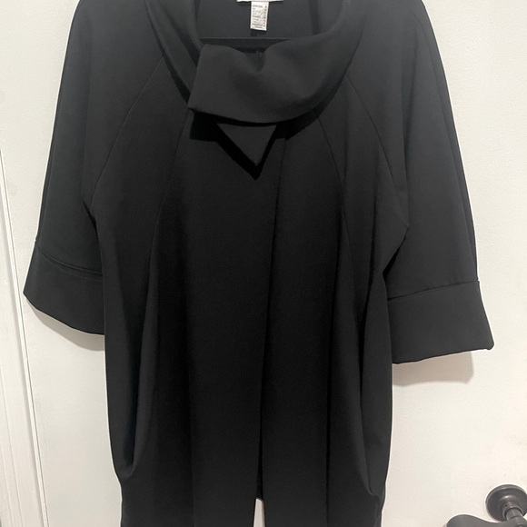 Joseph Ribkoff black 1 button overcoat sz 8 but can easily fit up to a sz 12 . - Picture 4 of 5